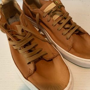 Satorisan men’s sneaker